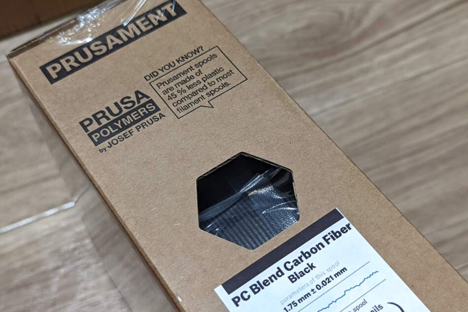 Prusament PC blend Carbon Fiberのフィラメント